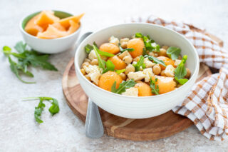 insalata con melone ceci e feta