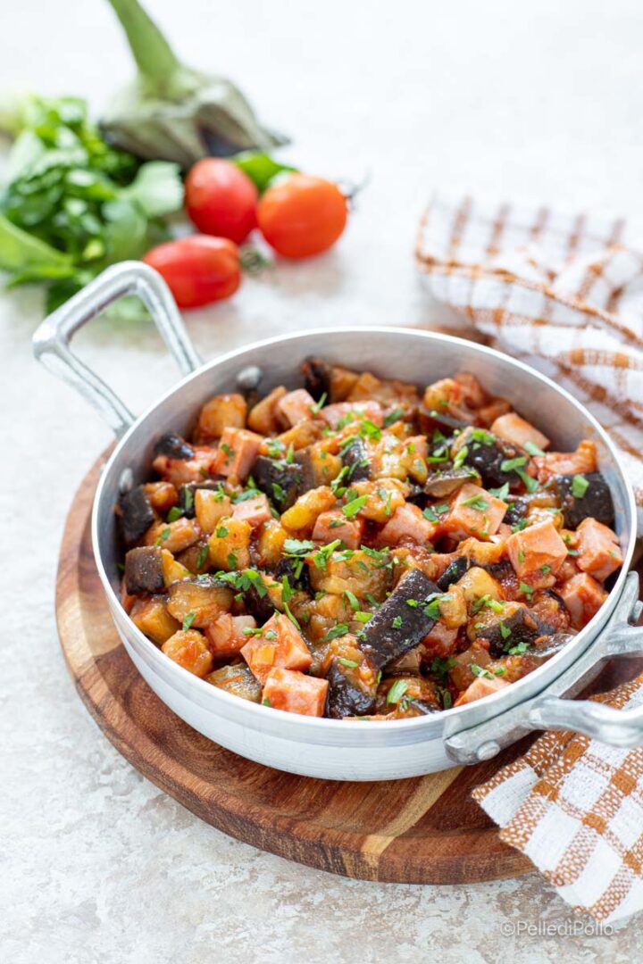 melanzane con mortadella in umido