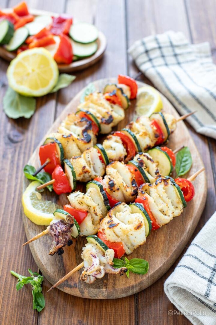 spiedini di calamari alla griglia