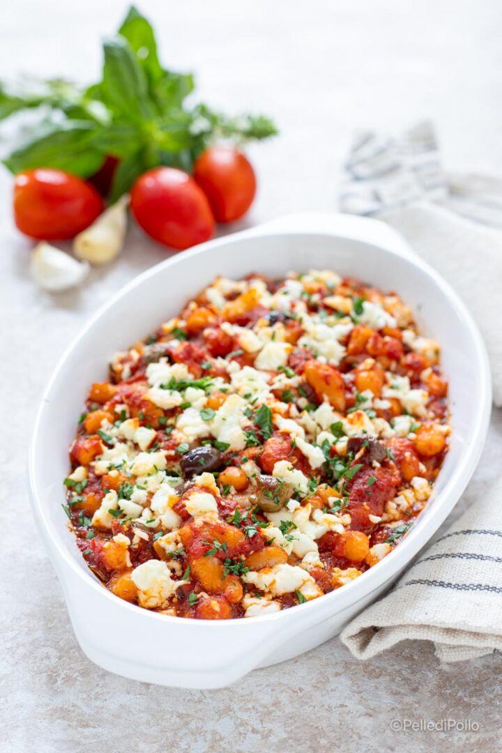 fagioli con feta e pomodoro al forno