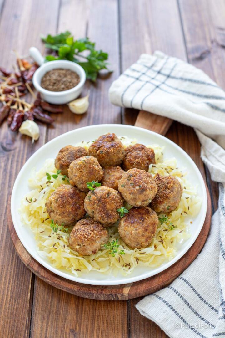 polpette di carne speziate con crauti
