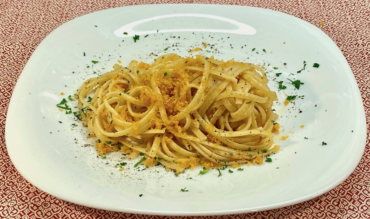 Spaghetti con la bottarga - la cucina di piero benigni e la tradizione