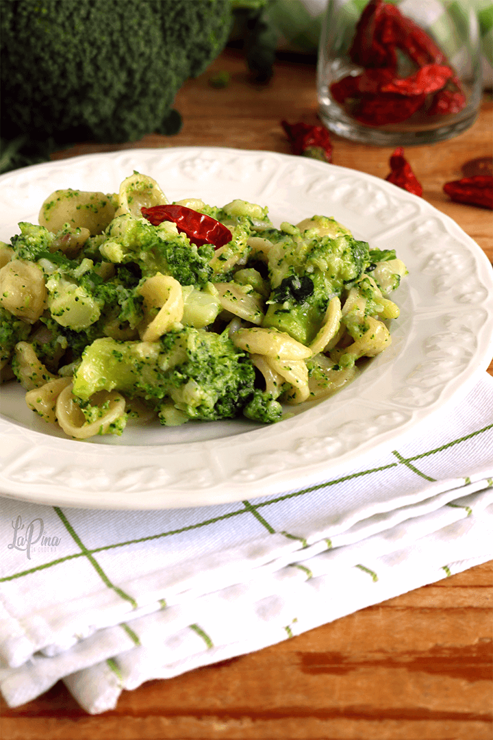 Orecchiette broccoletti e peperoncino - l'aPina in cucina
