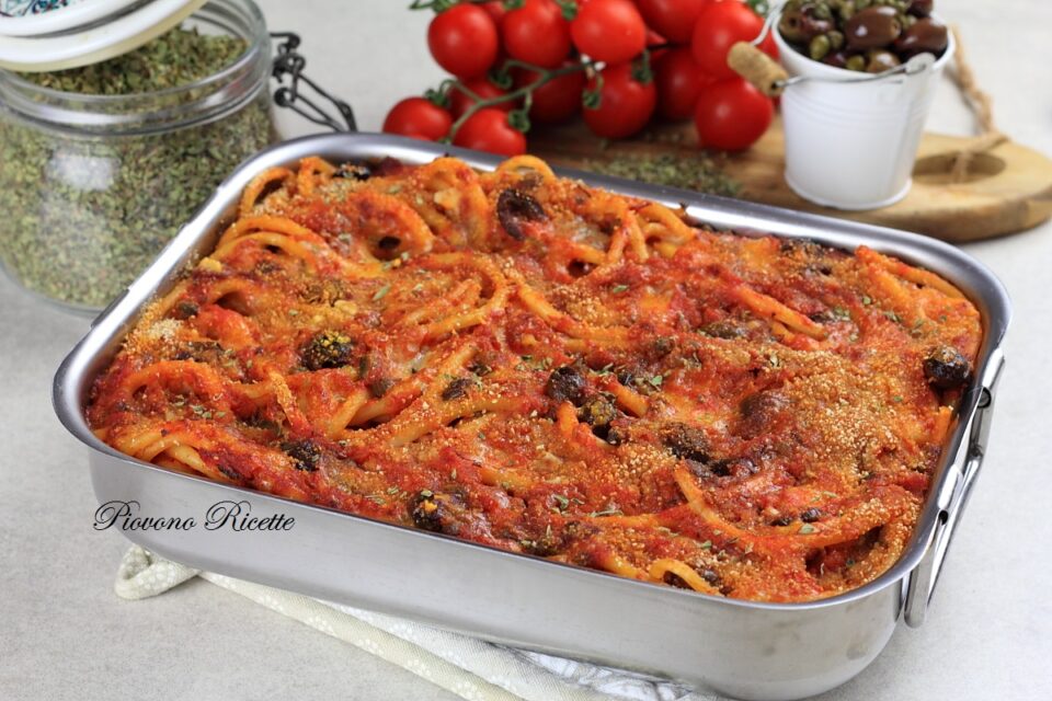 bucatini alla pizzaiola