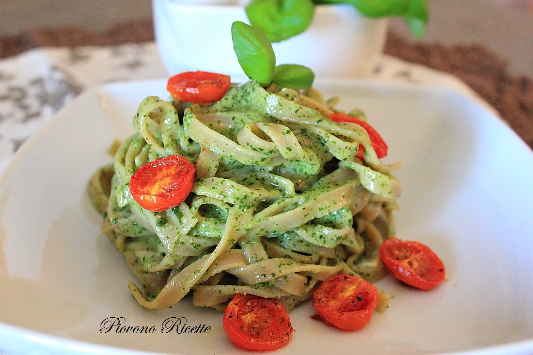 tagliatelle con pesto