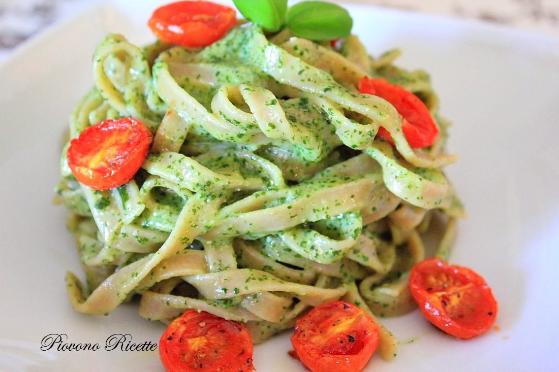 tagliatelle con pesto