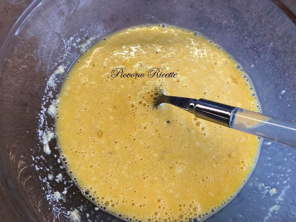 Frittata con zucchine e fiori di zucca, cotta al forno - Piovono Ricette
