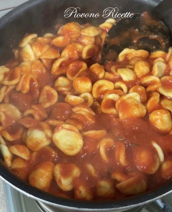 orecchiette al forno con polpettine