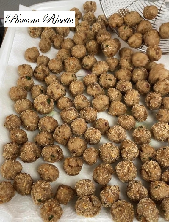 orecchiette al forno con polpettine
