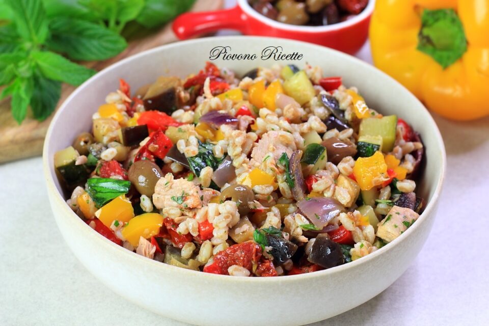 insalata di farro e verdure