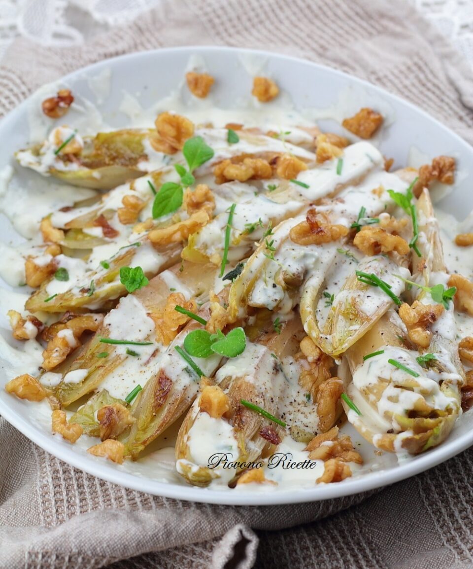 indivia belga con crema al gorgonzola