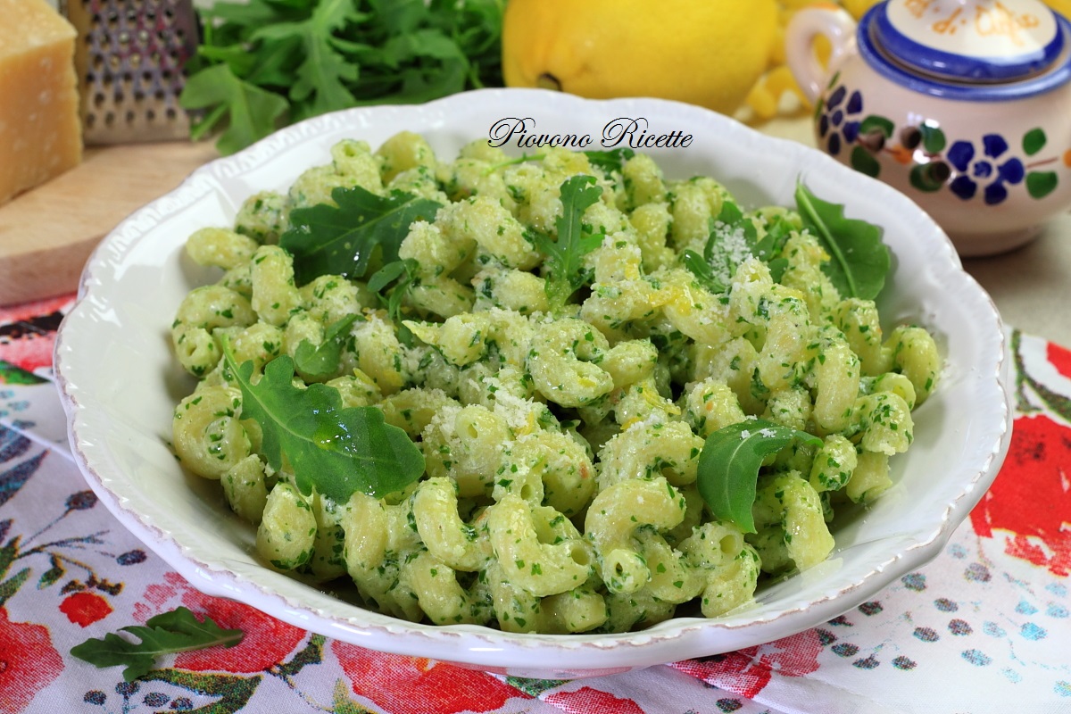 pasta con pesato di rucola