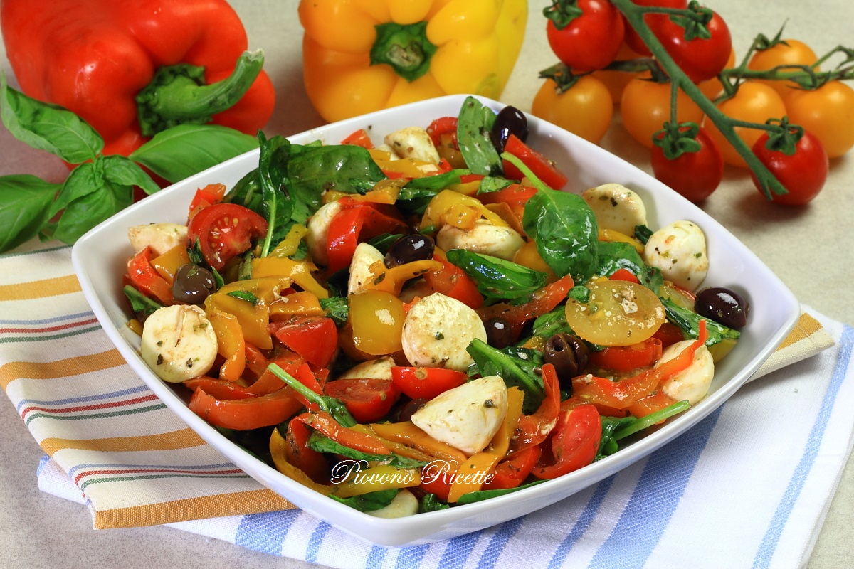insalata di peperoni mozzarella e spinacini