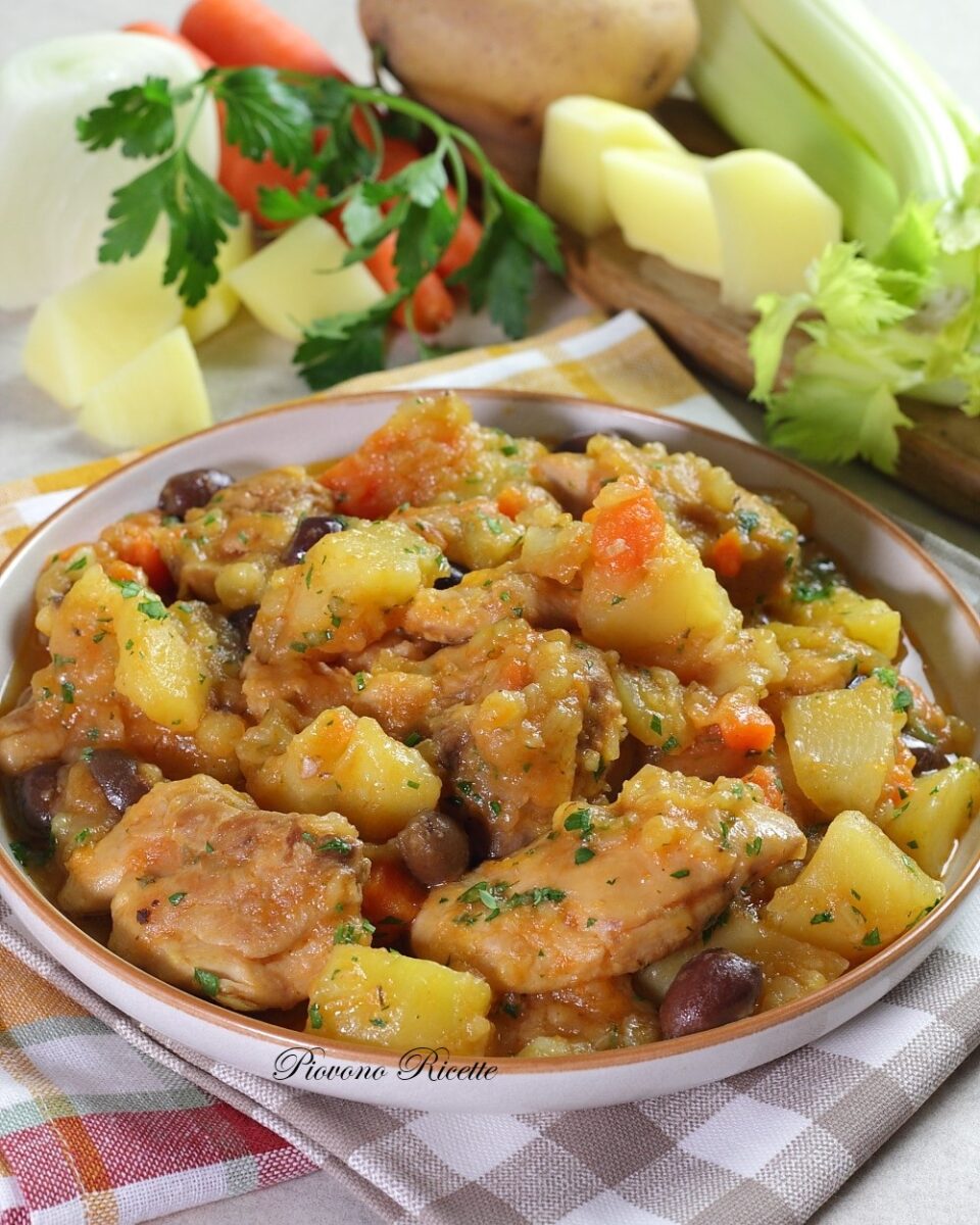 pollo in umido con patate