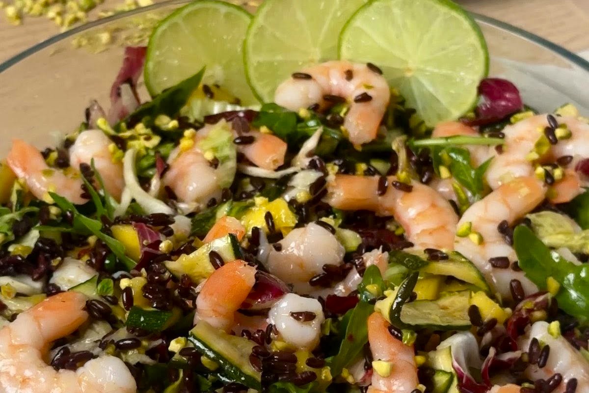 insalata di riso venere con gamberi