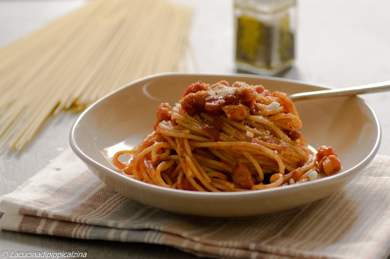 Spaghetti all’ Amatriciana, ricetta della tradizione