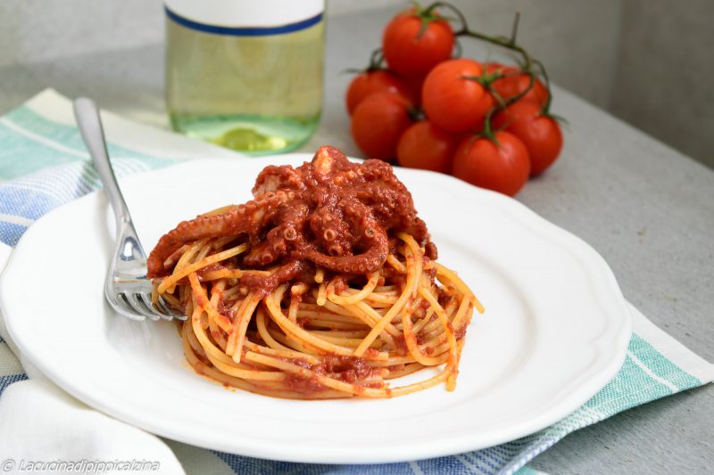 Spaghetti al sugo di moscardini
