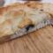 Torta di sfoglia con branzino e olive