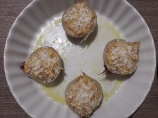 Cipolle ripiene senza carne