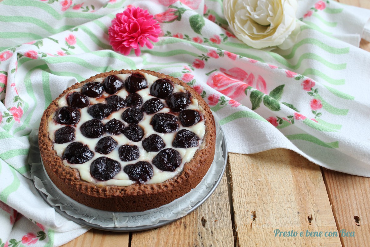 Crostata di ricotta e ciliegie