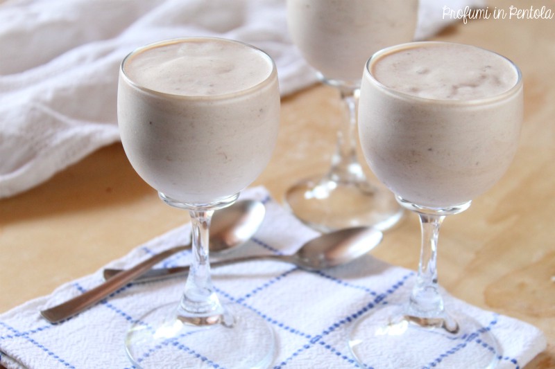 mousse di yogurt alla banana