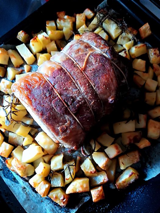 Arrosto Di Maiale Al Forno Con Patate - E' Quasi Magia In Cucina