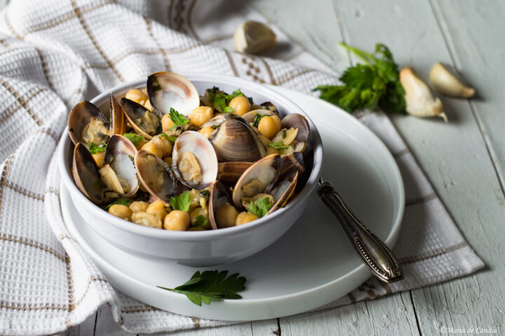 Insalata di ceci e vongole