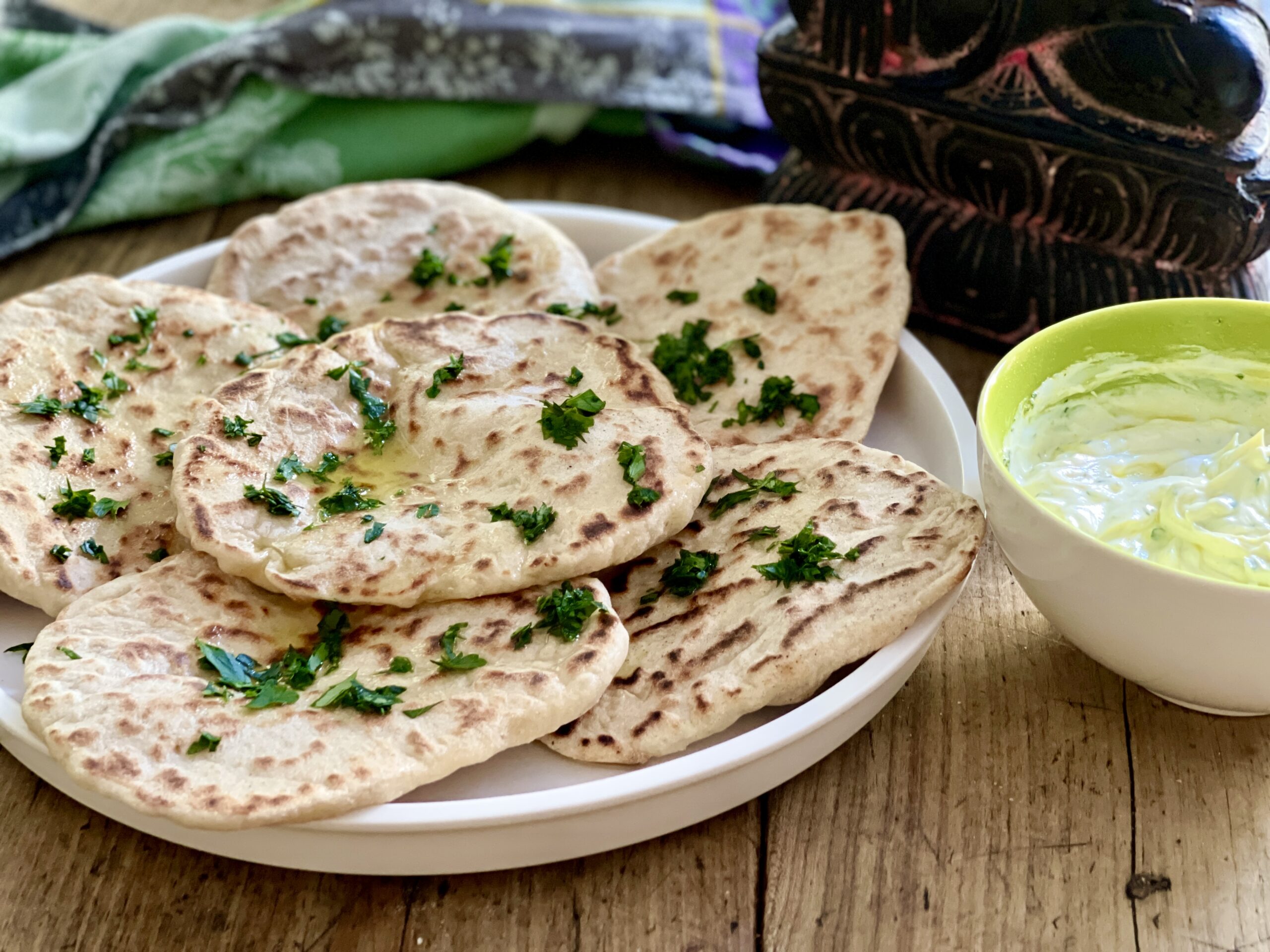 Pane Naan con lo yogurt