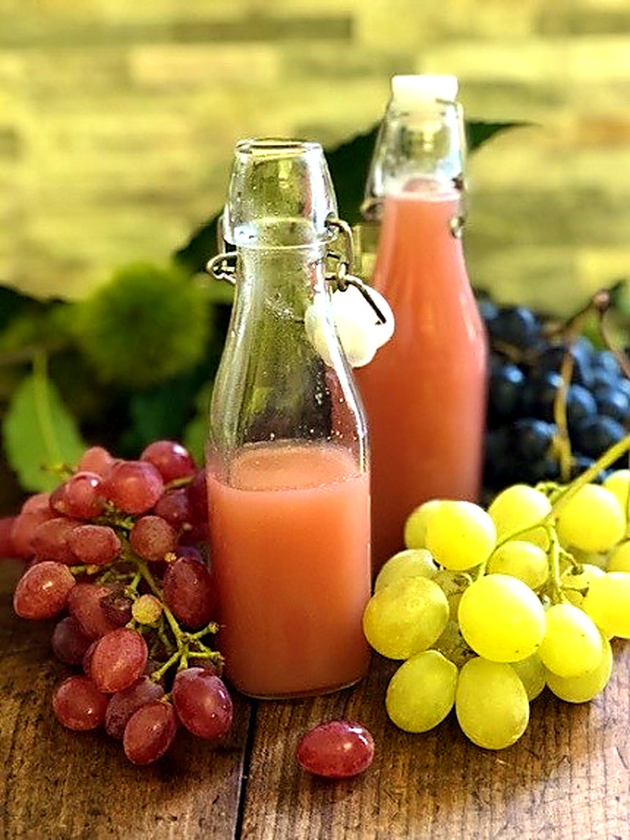 Succo d'uva fatto in casa: bevanda naturale, genuina e ricca di antiossidanti
