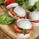 Panini di mozzarella e pomodoro