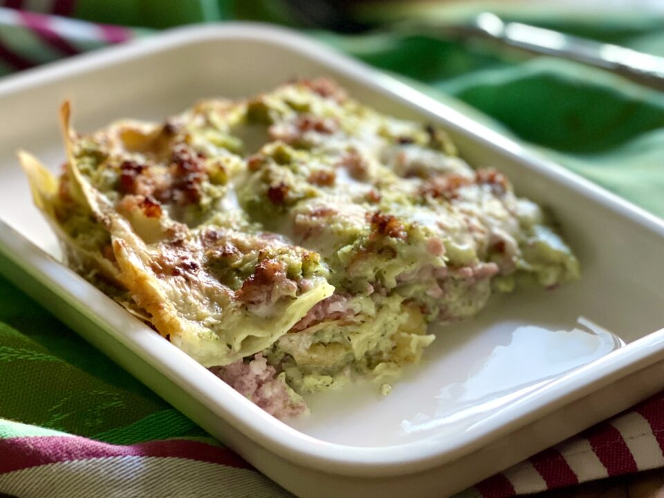 Lasagne con broccoli e salsiccia