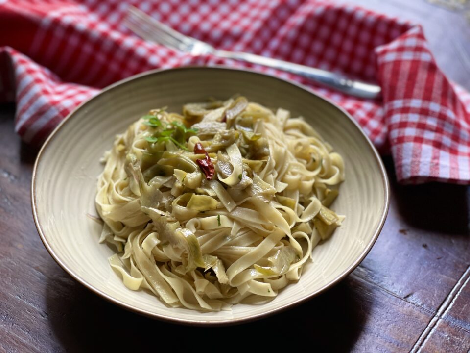 Fettuccine al sugo di carciofi
