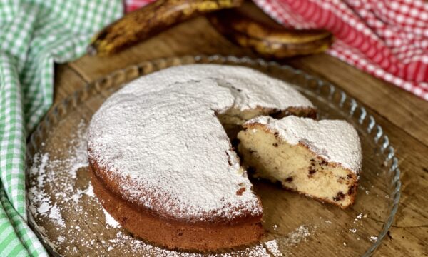 Torta di banane mature e yogurt