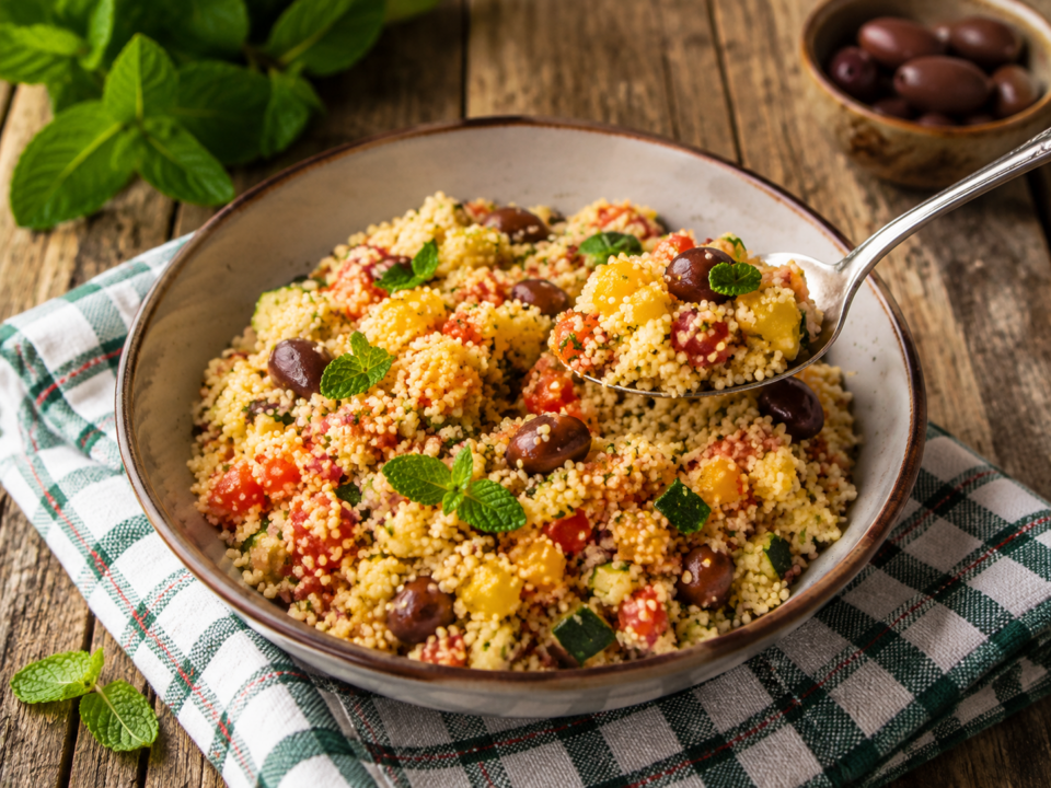 Cous cous con verdure olive e menta