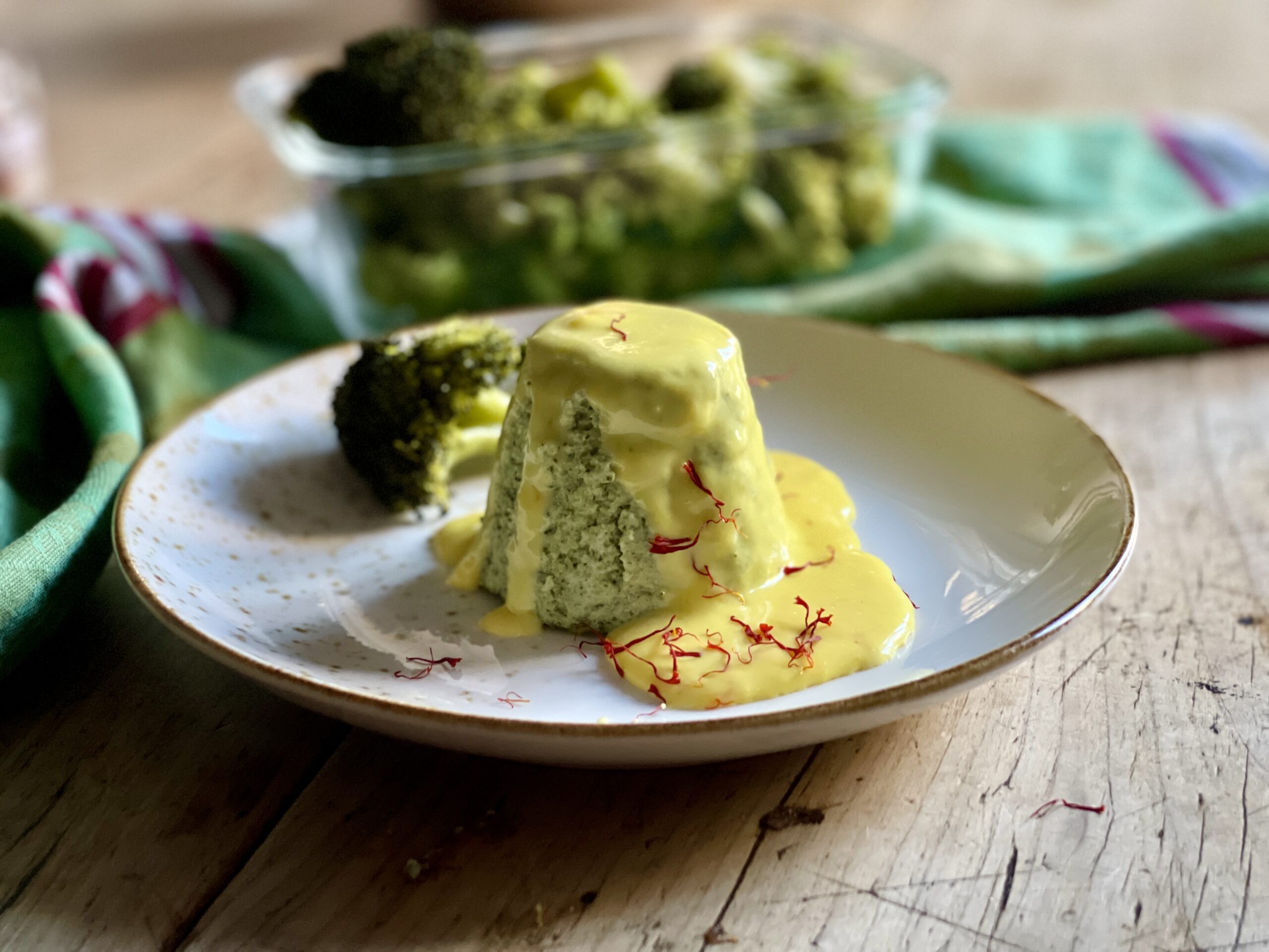 Il Flan Di Broccoli Con Fonduta Di Taleggio E Zafferano è Un Antipasto