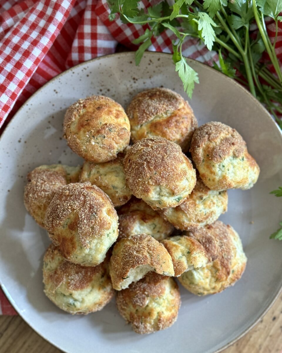 Sgonfiotti di stracchino al forno