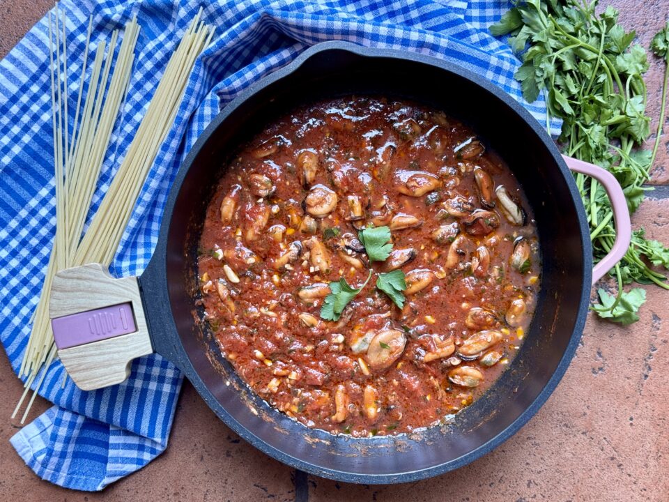 Sugo di muscoli rosso alla ligure