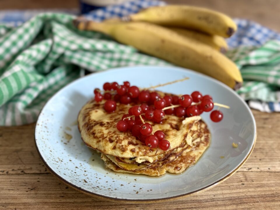 Pancakes di banane solo 2 ingredienti (senza zucchero, farina e latte)