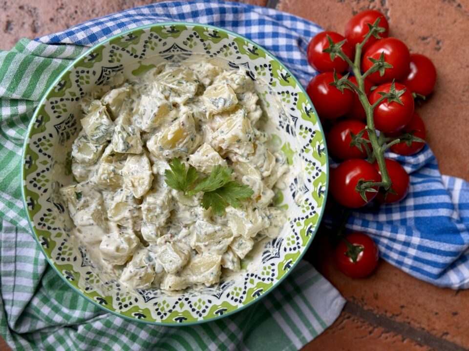 Patate al vapore con salsa allo yogurt