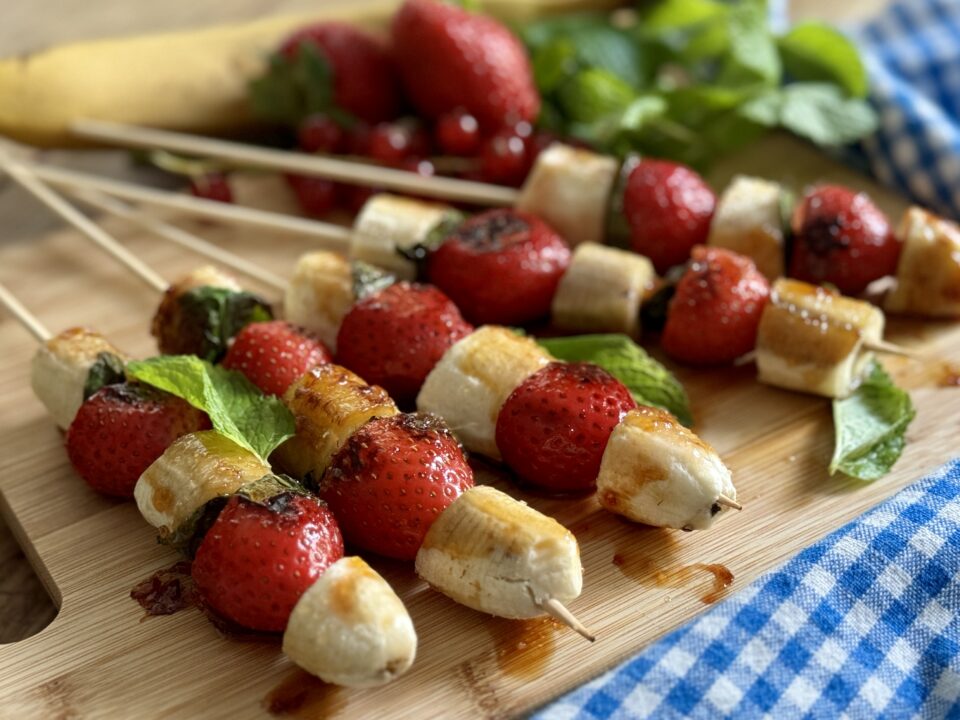 Spiedini di fragole e banane