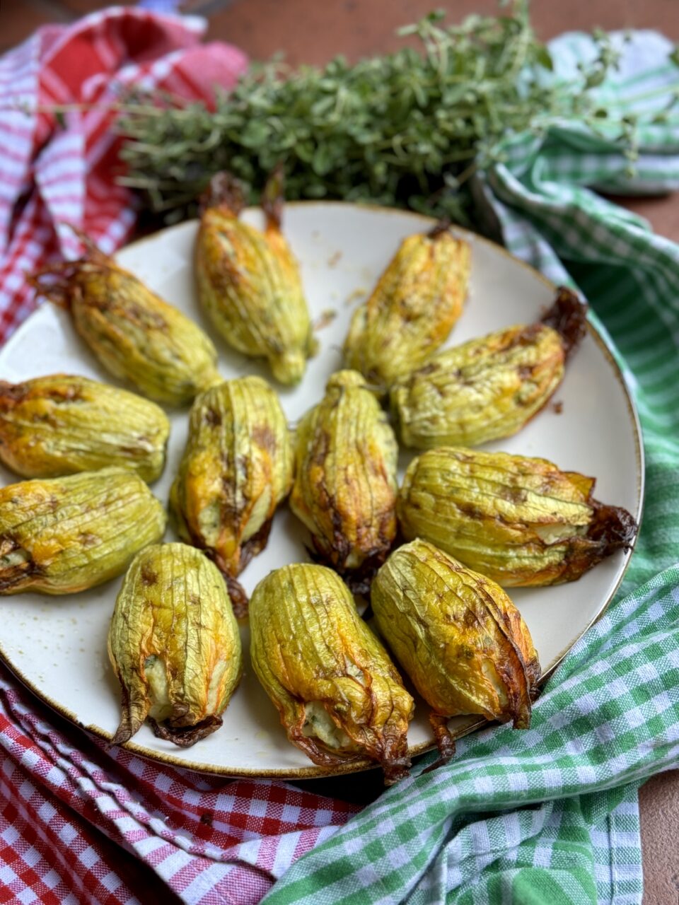 Fiori di zucchina ripieni di patate alla ligure