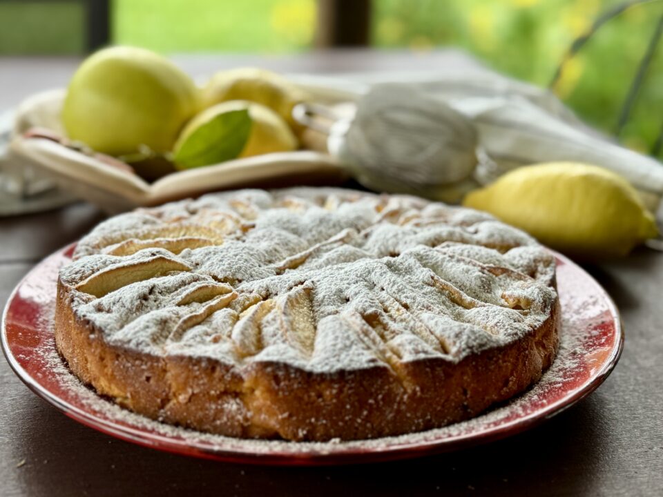 Torta di mele al limone, facile facile!