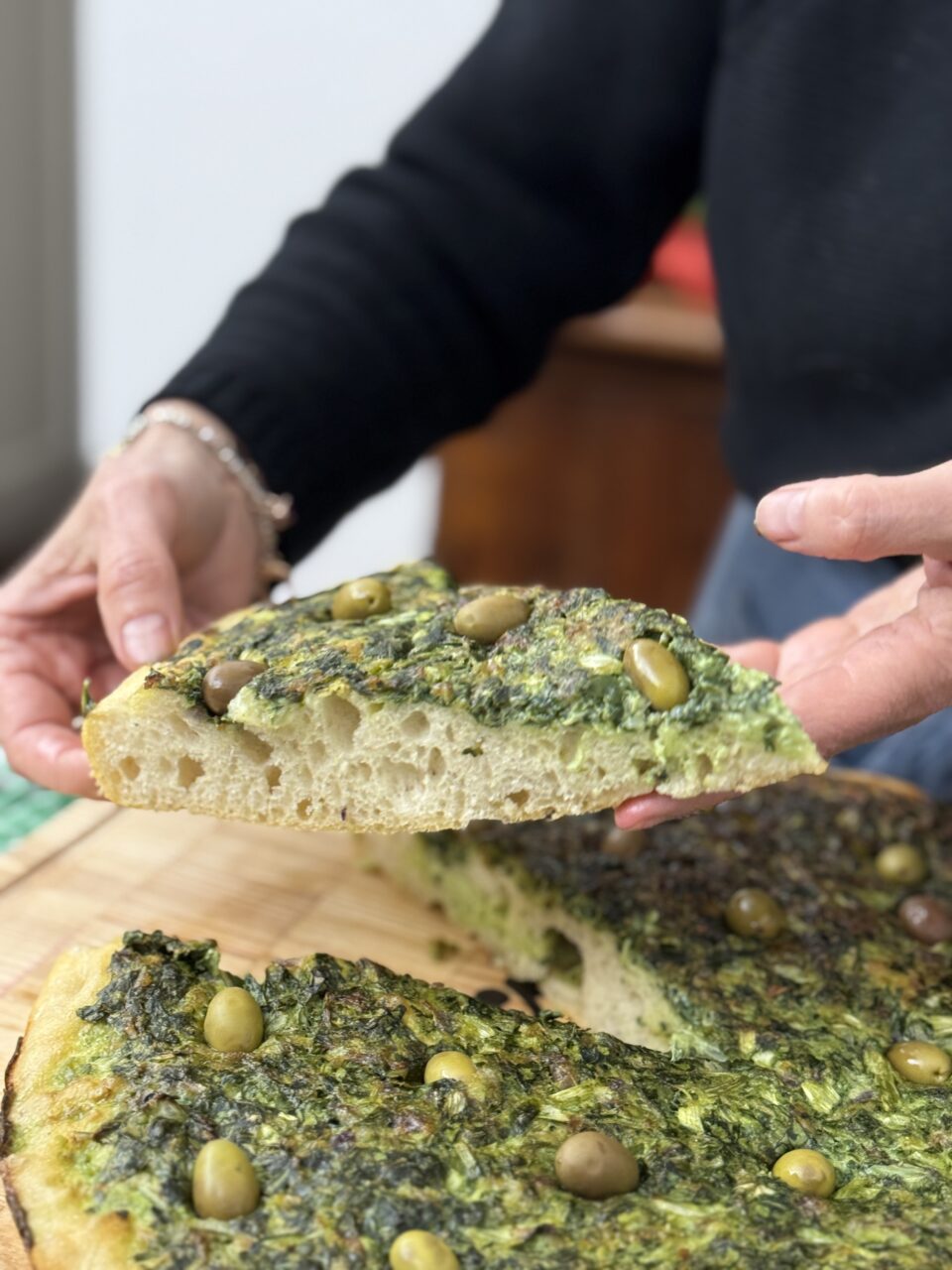 Focaccia verde della Val Nervia (Pissa cun e erbe)