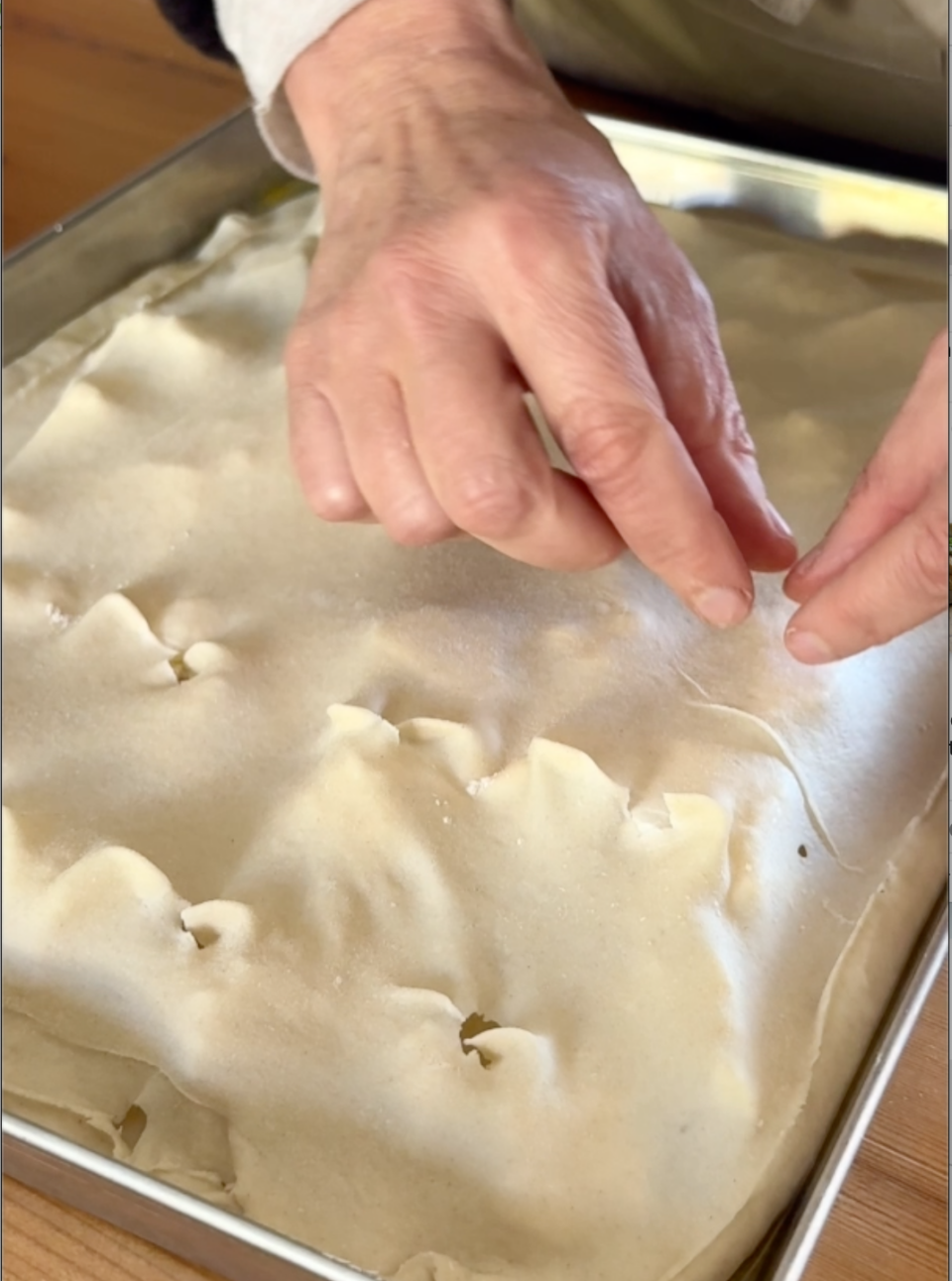 Fare i taglietti nella pasta matta