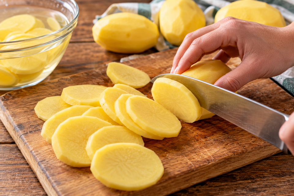 Tagliare le patate