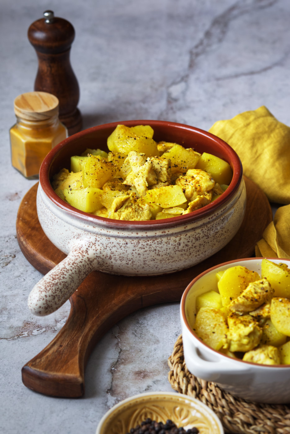 spezzatino di pollo e patate al curry