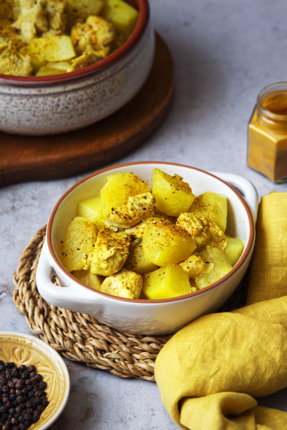 spezzatino di pollo e patate al curry