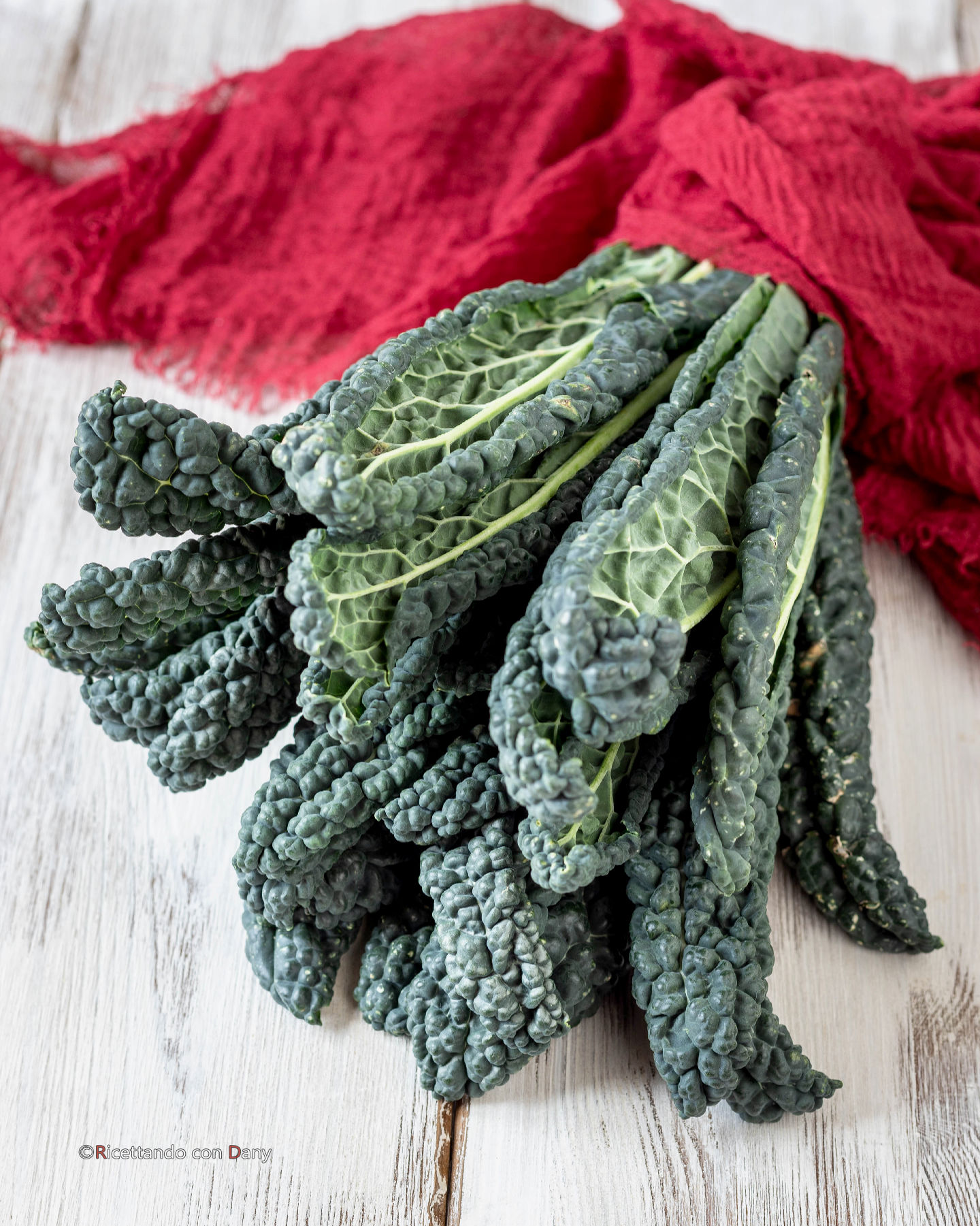 Come pulire e cucinare il cavolo nero toscano, trucchi e consigli