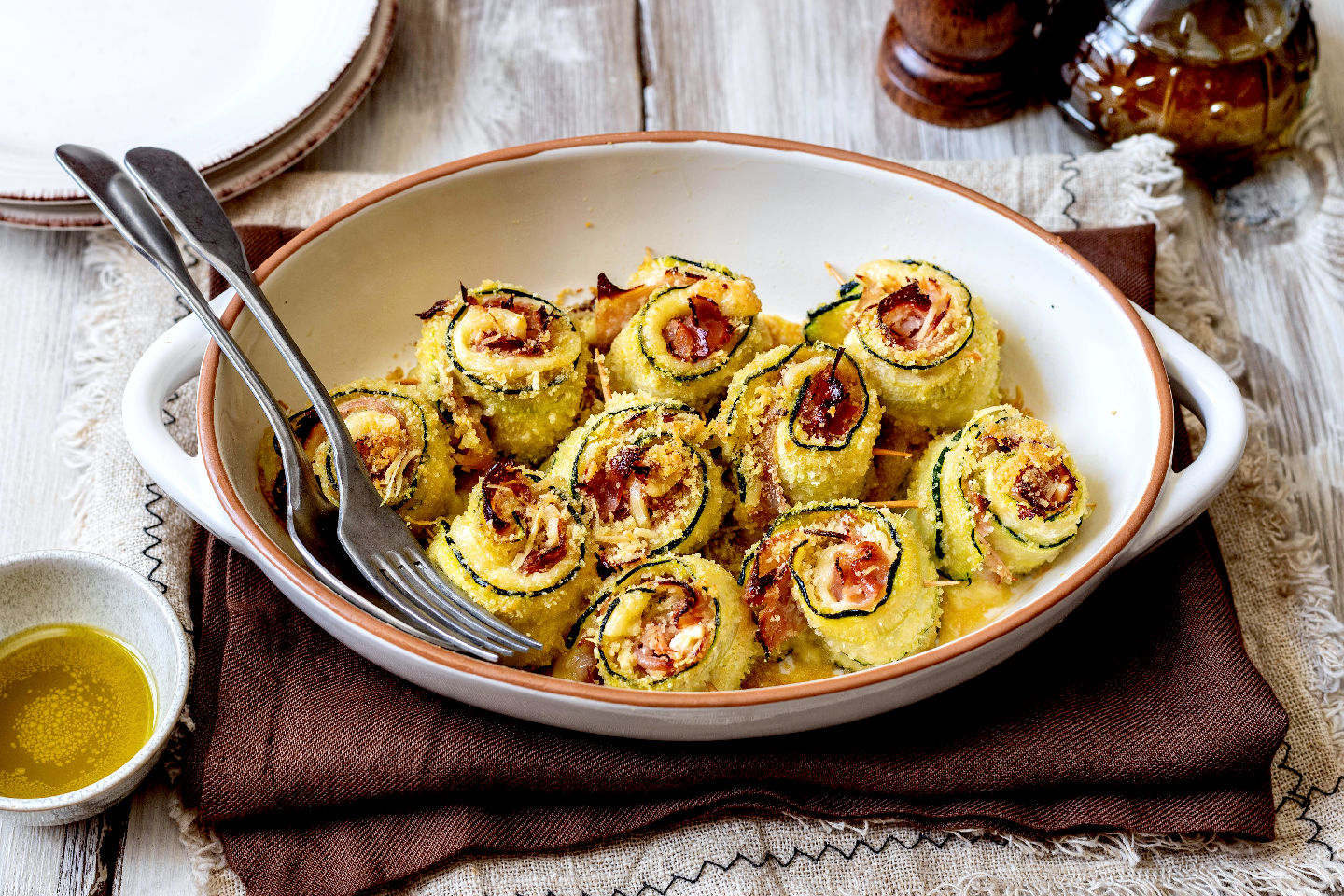 Involtini Di Zucchine Al Forno, Ricetta Con Prosciutto E Formaggio