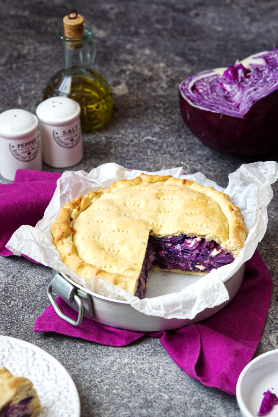 pizza ripiena di cavolo viola